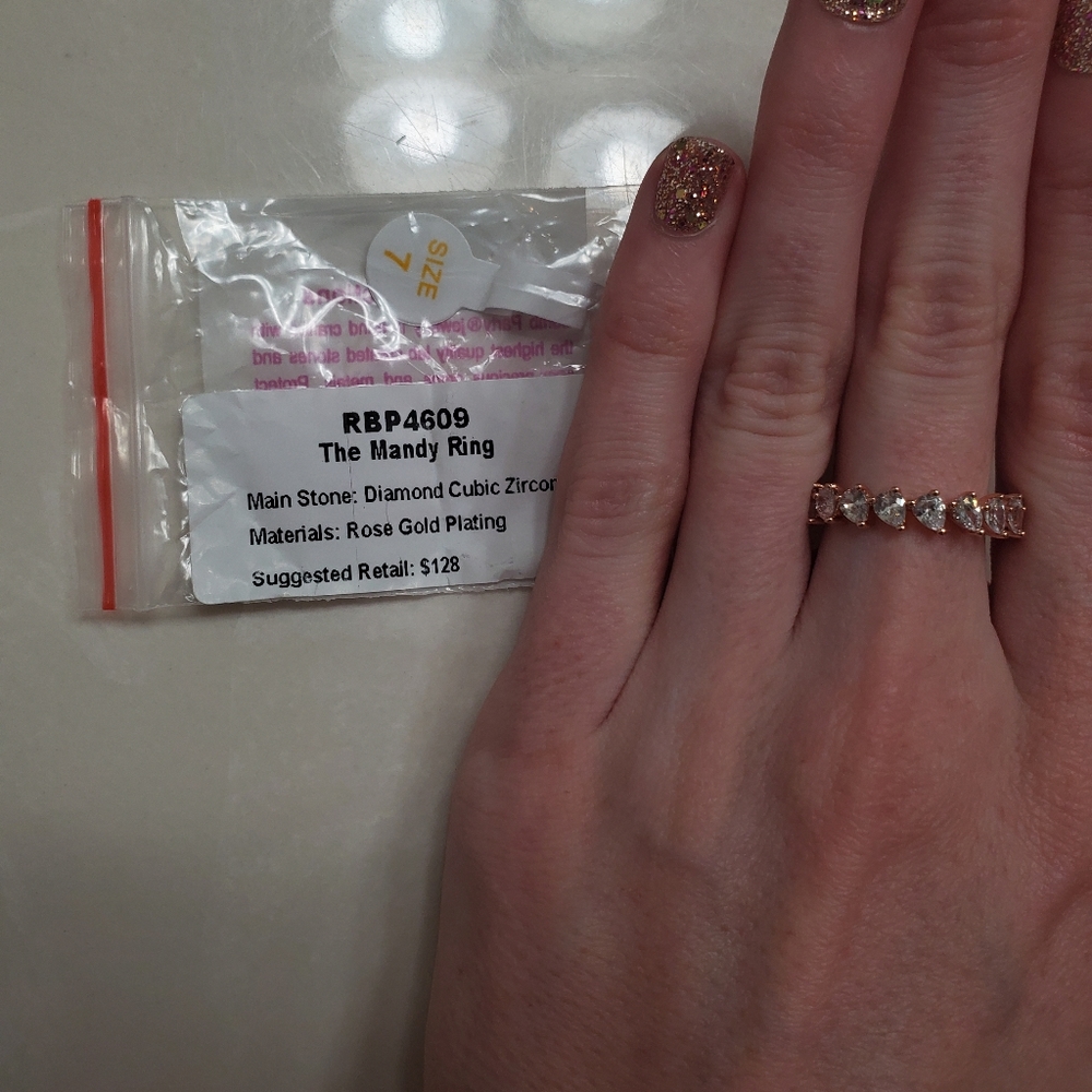 Ring bomb ring the Mandy ring